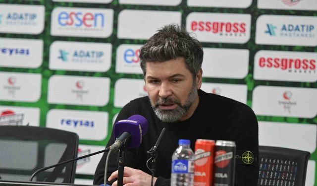 Sakaryaspor'da Teknik Direktör Hakan Kutlu ile yollar ayrıldı