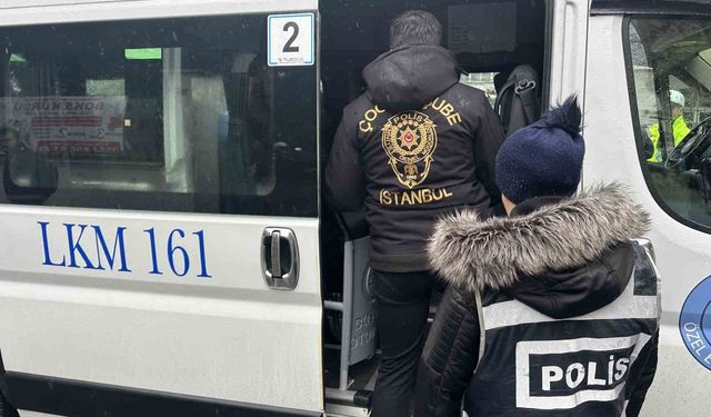 Şişli'de polis ekiplerinden okul çevrelerinde sıkı denetim