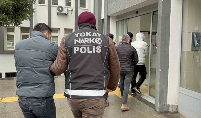 Tokat'ta rekor miktarda sentetik ecza ele geçirildi: 3 şüpheli tutuklandı