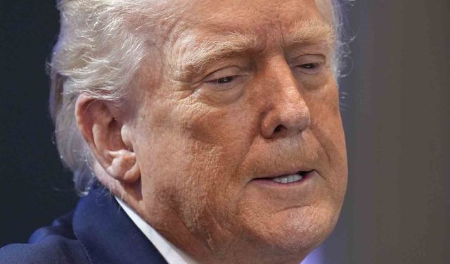 Trump'tan ABD Yüksek Mahkemesi'nin gümrük tarifelerinin iptali kararına sert tepki