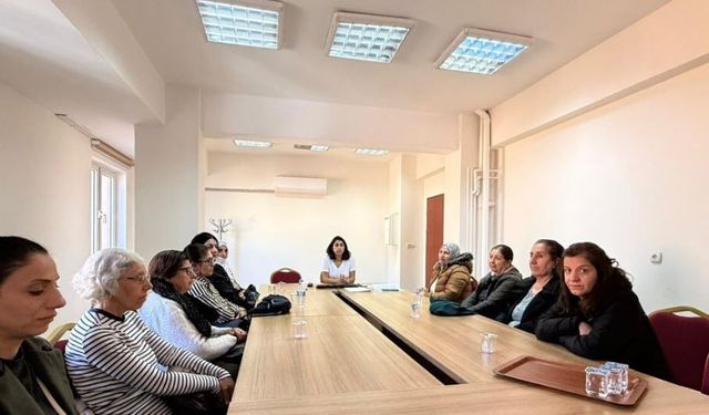 Tunceli'de kadınlara yönelik kanser taraması ve menopoz eğitimi