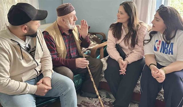 Üniversite öğrencilerinden yaşlı çifte sürpriz