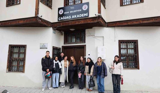 Uşak Belediyesi öğrencileri ücretsiz üniversite sınavı için kurs imkanı sağlıyor