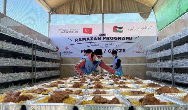 Vakıflar Genel Müdürlüğü Gazze'de: Günlük 20 bin kişilik iftar desteği