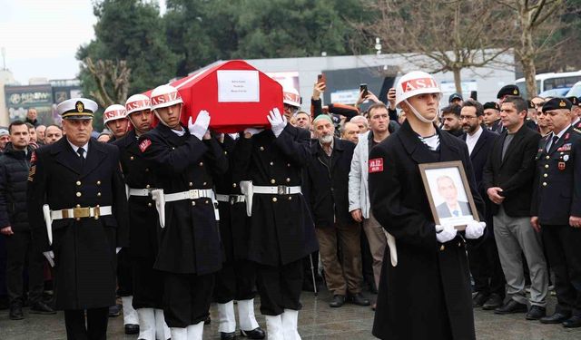 Vefat eden Kıbrıs gazisi son yolculuğuna uğurlandı