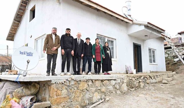 Yangında evi yanan aileye Başkan'dan yeni yuva