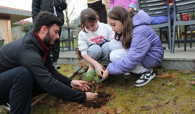 Minik Eller Toprağa Dokundu, Geleceğe Nefes Oldu