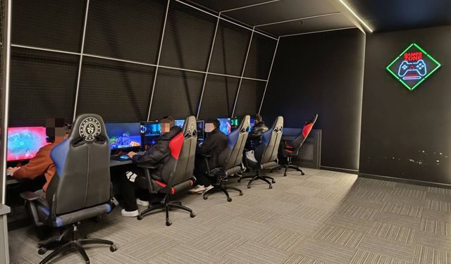 Rize'de genç  yükümlülere e-spor etkinliği