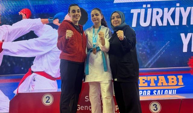 Yıldızlar Türkiye Finalinde Karateciler Rize’yi Gururlandırdı