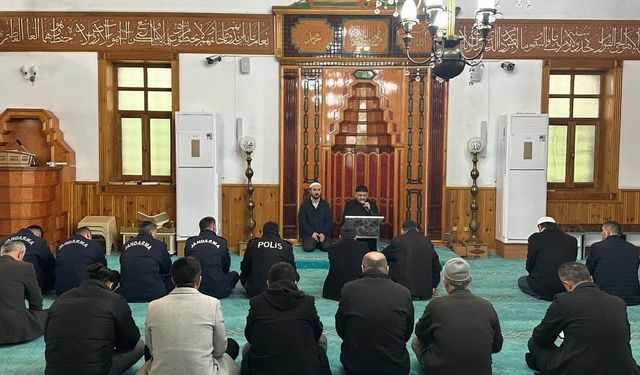 Alaplı'da şehitler için 450 hatim duası