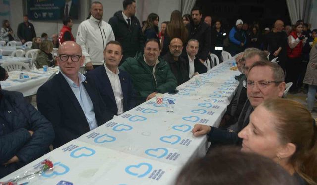 Ayvalık'ta Büyükşehir Belediyesi'nden dev iftar