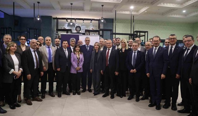 Bakan Memişoğlu: 'Yerli üretimin kalitelisini ve iyi niyetlisini destekleyeceğiz'