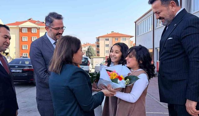 Bakan Yardımcısı Madak'tan Bilecik'te sosyal hizmetler toplantısı