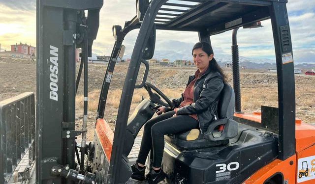 Başarılı forklift operatörü Kardelen İlgen'den; kadınlara 'cesur olun' çağırısı