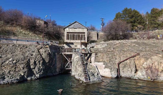 Başkan Bozcan: 'Elazığ'ın ilk hidroelektrik santrali Hazar Gölü'nün kurtuluşu olabilir'