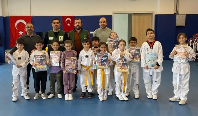 Bayburt'ta tekvando öğrencilerine teknoloji bağımlılığı eğitimi verildi