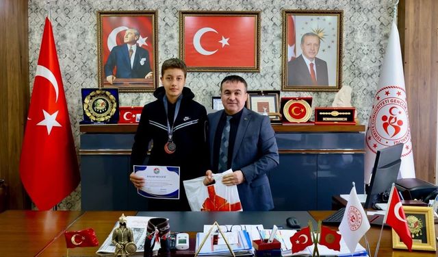 Bilecikli sporcular U14 Türkiye Salon Şampiyonası'nda SEM barajını geçti