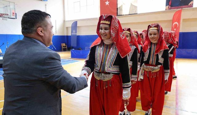 Bilecik'te halk oyunları finali sona erdi