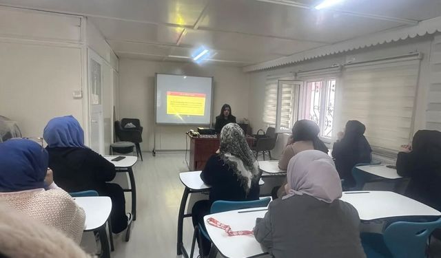 Bilecik'te kadına yönelik şiddetle mücadele eğitimi verildi