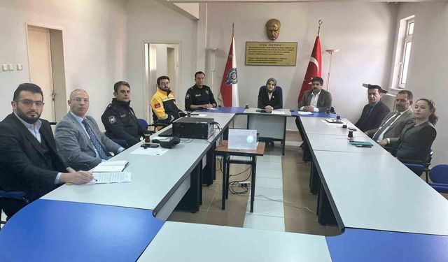 Bilecik'te kadına yönelik şiddetle mücadele toplantısı