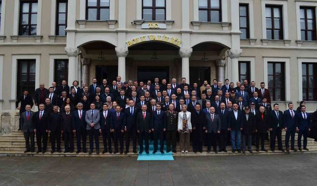 Bolu'da protokol bayramlaştı