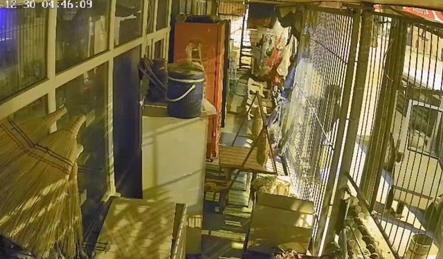 Çalıntı araçla geldiler, marketi soydular: 1 şüpheli tutuklandı