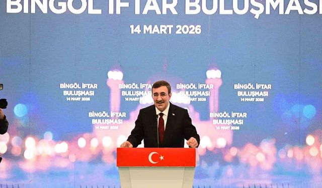 Cumhurbaşkanı Yardımcısı Yılmaz: 'Savaşlardan uzaklaşılması yönünde her türlü gayreti sarf ederken bir taraftan da iç cephemizi kuvvetlendirmeliyiz'