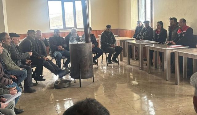 Digor'da üreticilere destek bilgilendirme toplantısı