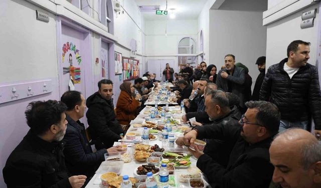 Diyarbakır'da 112 yıllık okulda iftar