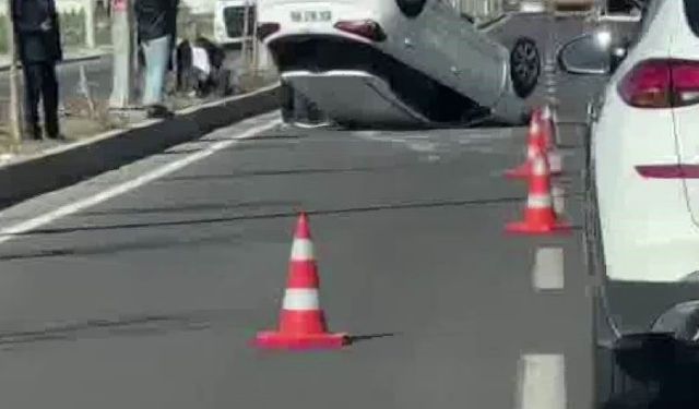 Diyarbakır'da araç takla attı: 1 yaralı