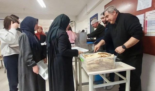 Eğitim camiası iftar sofrasında bir araya geldi