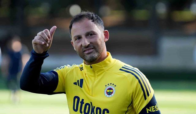 Fenerbahçe, Tedesco ile devam kararı aldı
