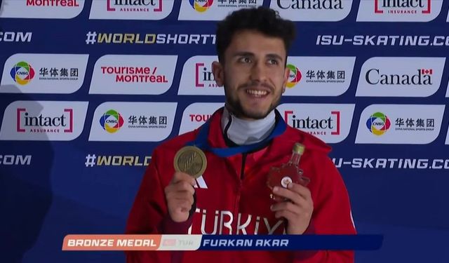 Furkan Akar'dan tarihi madalya