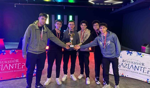 GKV Özel Liseleri Çanakkale Zaferi turnuvasına damga vurdu