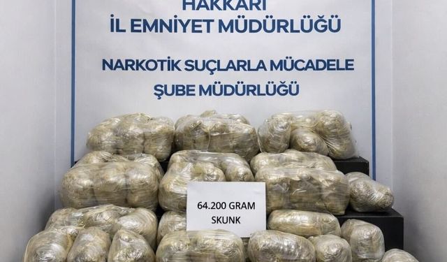 Hakkari'de 64 kilogram uyuşturucu ele geçirildi