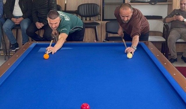Hakkâri'de 'Üç Bant Bilardo Turnuvası' başladı