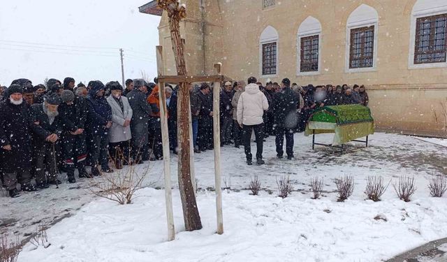 Hüseyin Mazlumoğlu son yolculuğuna uğurlandı