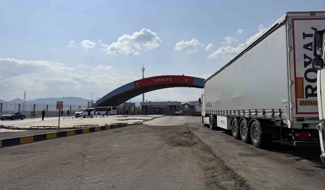 İran'dan Nahçıvan'a İHA saldırısı sonrası kapatılan sınır kapıları yeniden açıldı