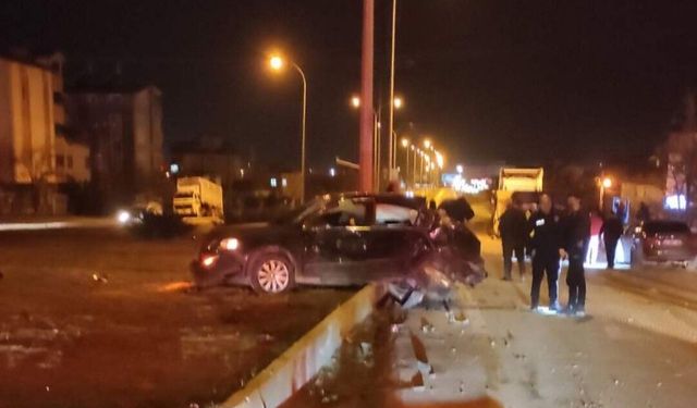 Karapınar'da tır ile otomobil çarpıştı: 2 yaralı