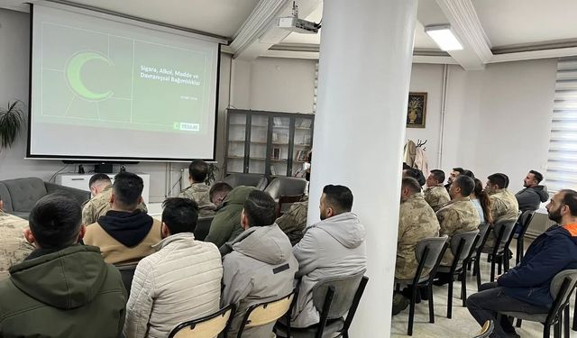 Kars'ta jandarmaya bağımlılıkla mücadele eğitimi