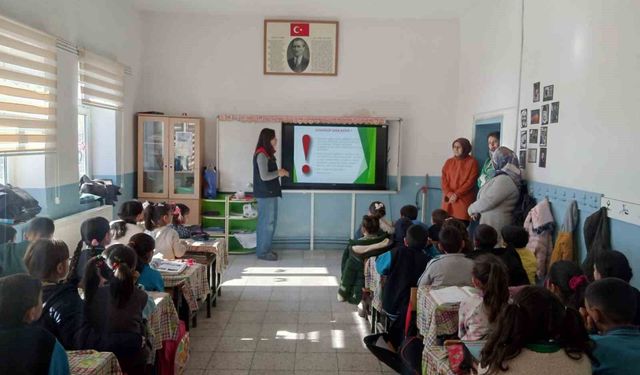Kars'ta öğrencilere gıda güvenilirliği ve israfla mücadele eğitimi