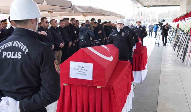 Katar'da helikopterin düşmesi sonucu şehit olan ASELSAN teknisyenleri için töreni düzenlendi