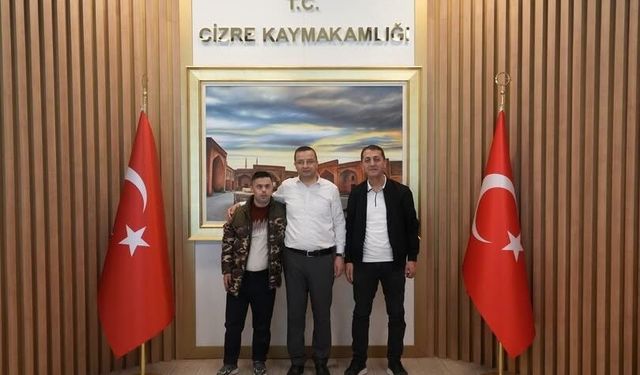 Kaymakam Baycar, down sendromlu genci makamında ağırladı
