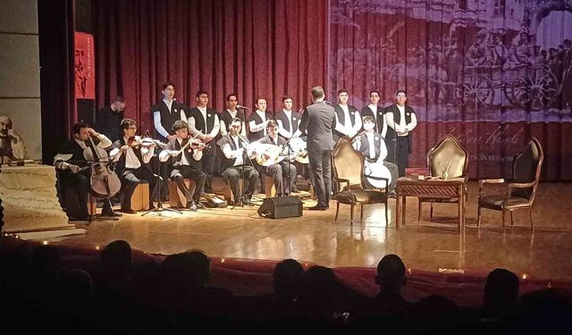 Kayseri'de İstiklal Marşı'nın 105. kabul yılı kutlandı