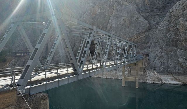 Kemaliye Köprüsü için aydınlatma projesi başlatıldı