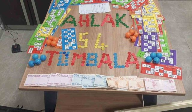 Kumarhaneye çevrilen iş yerine suçüstü operasyon