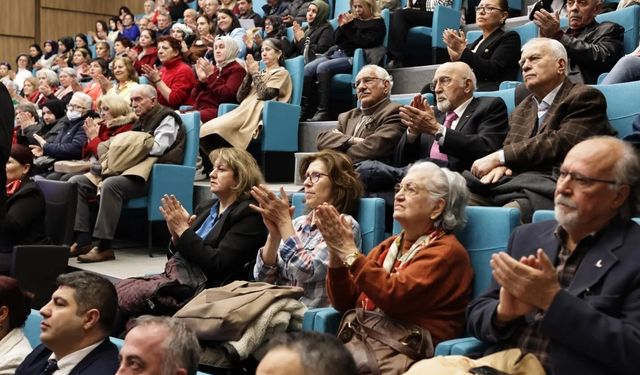 Kütahya'da 'Kadın Dostu Kent' söyleşisine ilgi