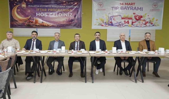 MEAH'ta iftar ve sahur programı düzenlendi
