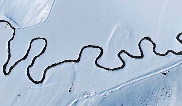 Mendereslerin karlı manzarası mest etti