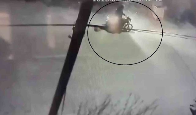 Motosikletle gelip, borçlusunun evine kurşun yağdırdı